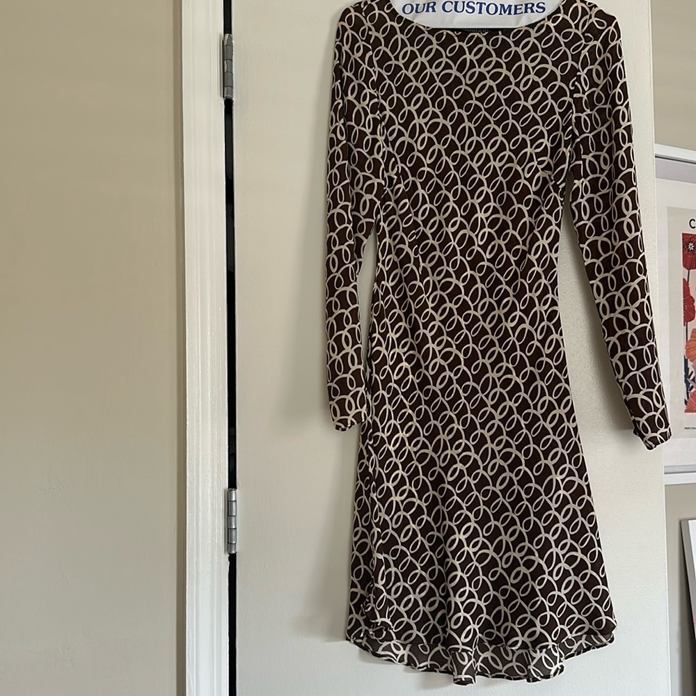 RÉALISATION PAR DRESS